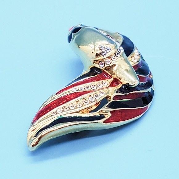 Goldtone red and green enameled swan brooch clear rhinestones vintage figural - Picture 4 of 7